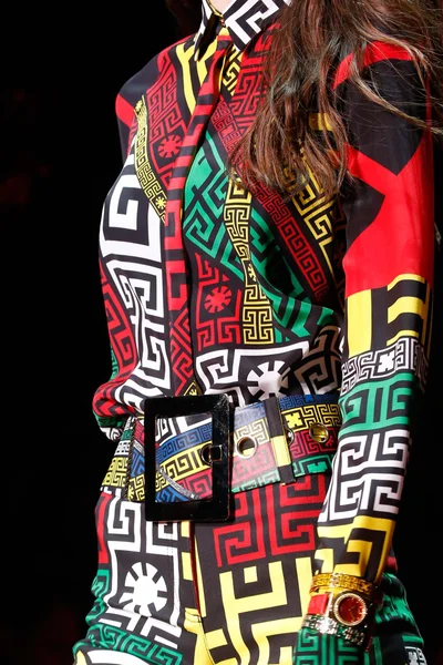 Look 61